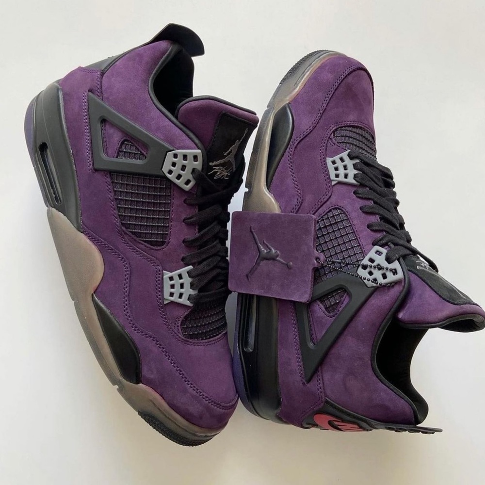 Brand new never worn, Travis Scott friends and family 4s - Picture 2 of 6